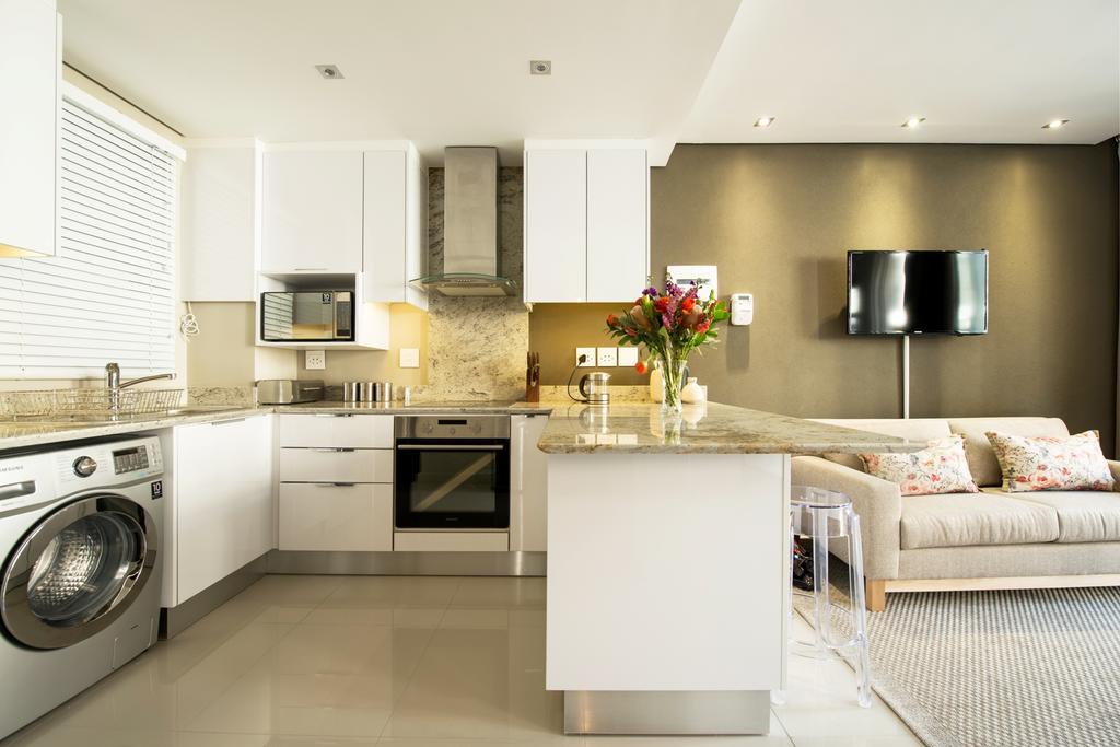 Lux Andringa Walk Apartments Стелленбос Екстер'єр фото